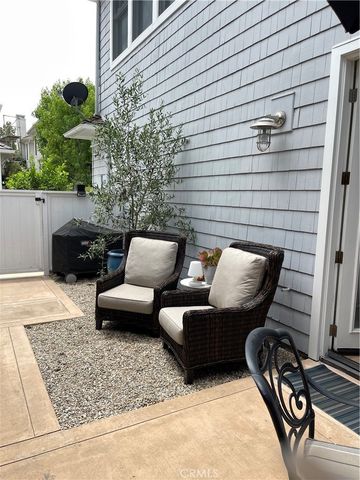 23 Edgewood, Newport Beach, CA 92660