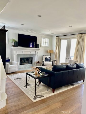 23 Edgewood, Newport Beach, CA 92660
