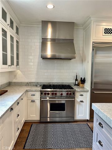 23 Edgewood, Newport Beach, CA 92660
