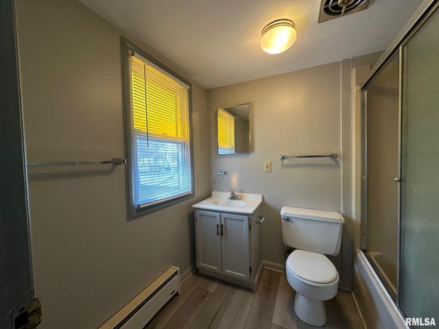 432 N DANIELS Avenue, Springfield, IL 62702