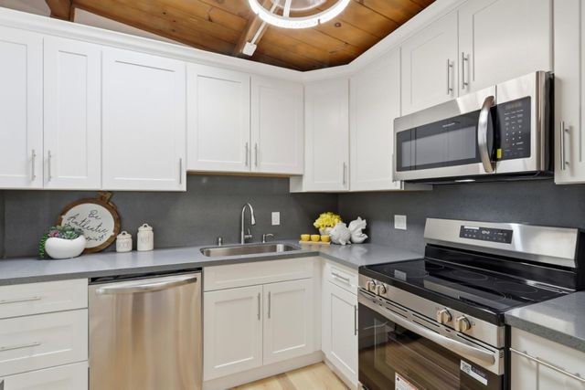 170 S Gadsden Drive, Milpitas, CA 95035