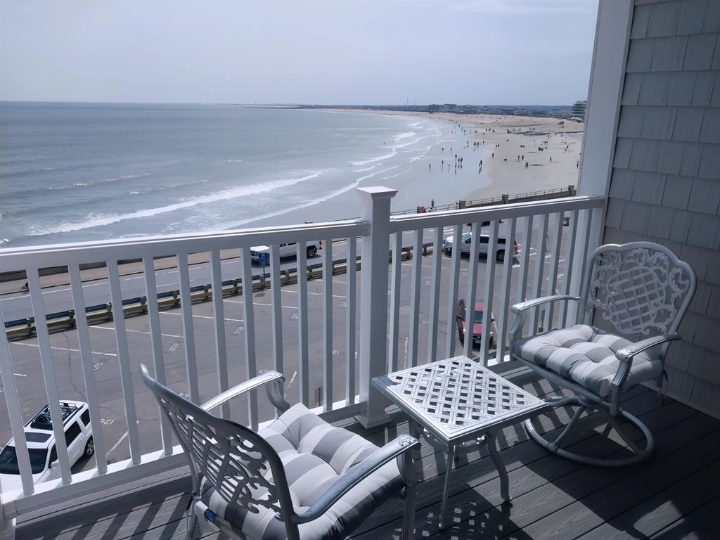 435 Ocean Blvd Unit 401, Hampton, NH 03842