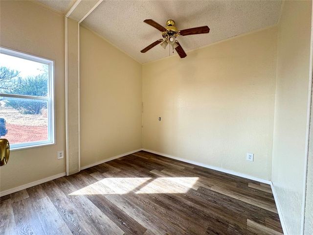 1412 CR 1342, Chickasha, OK 73018