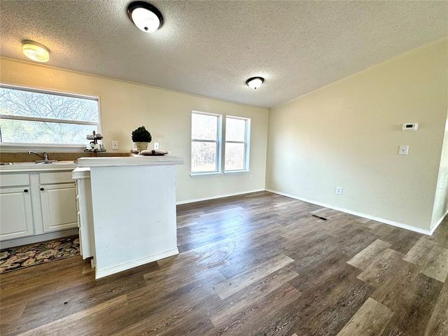 1412 CR 1342, Chickasha, OK 73018