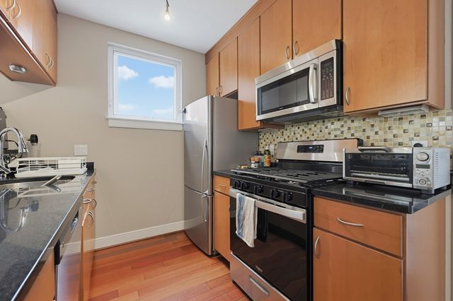 27 Wheeler St 224, Cambridge, MA 02138