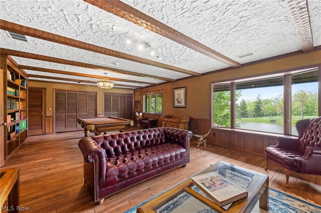 9940 Chardon Road, Chardon, OH 44024
