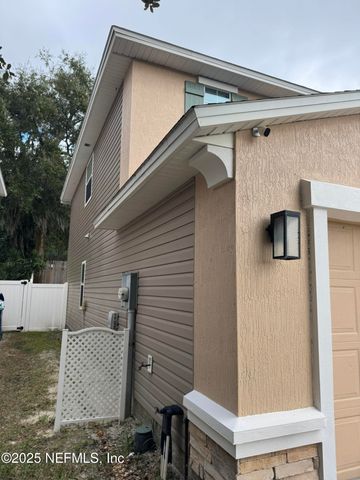 348 AUBURN OAKS Road E, Jacksonville, FL 32218