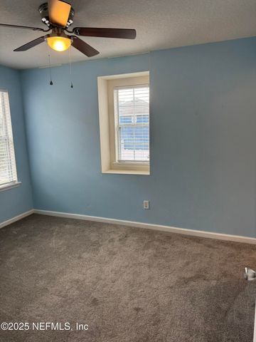 348 AUBURN OAKS Road E, Jacksonville, FL 32218