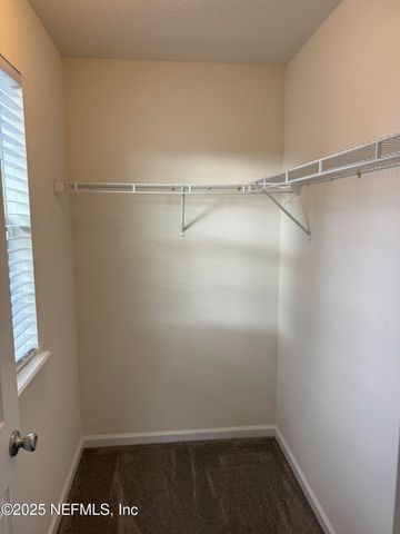 348 AUBURN OAKS Road E, Jacksonville, FL 32218