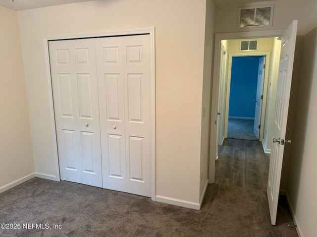 348 AUBURN OAKS Road E, Jacksonville, FL 32218