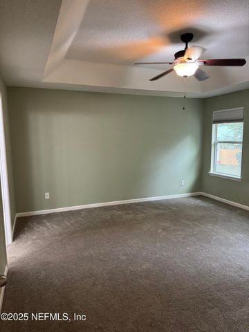 348 AUBURN OAKS Road E, Jacksonville, FL 32218