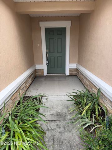 348 AUBURN OAKS Road E, Jacksonville, FL 32218