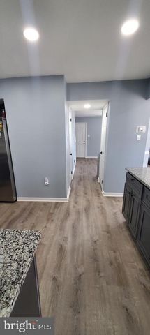 33 JACAMAR DR, Voorhees, NJ 08043