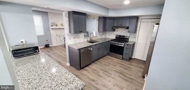 33 JACAMAR DR, Voorhees, NJ 08043