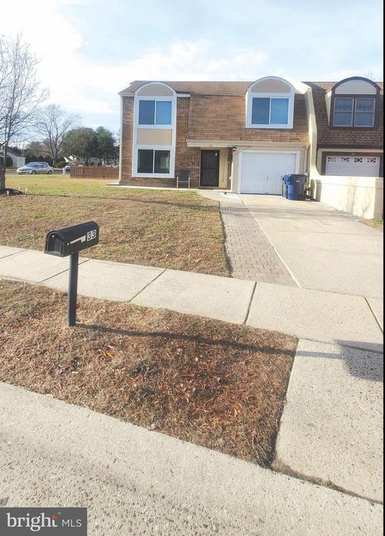 33 JACAMAR DR, Voorhees, NJ 08043