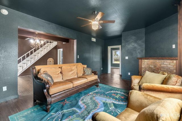 4800 SEYMOUR HIGHWAY, Wichita Falls, TX 76310