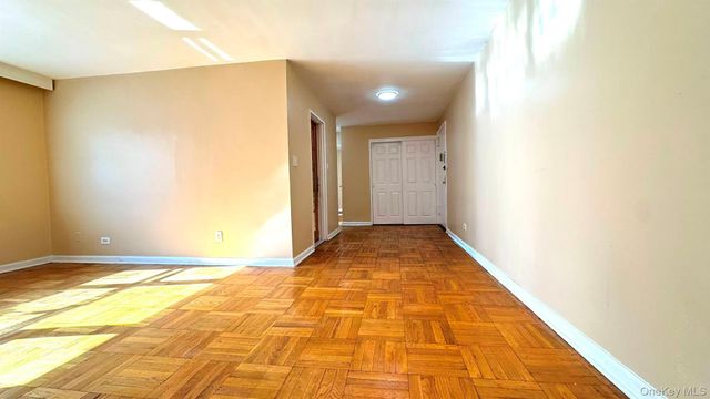 31-50 140th St 1L, Flushing, NY 11354