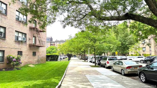 31-50 140th St 1L, Flushing, NY 11354