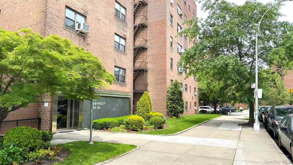31-50 140th St 1L, Flushing, NY 11354