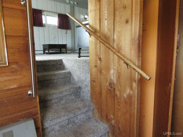 507 Pierce Street, Wakefield, MI 49968