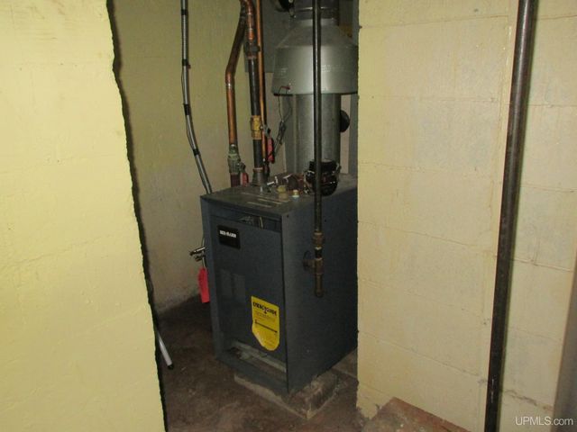 507 Pierce Street, Wakefield, MI 49968