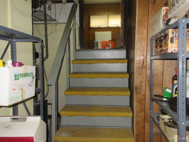 507 Pierce Street, Wakefield, MI 49968