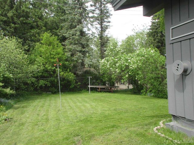 507 Pierce Street, Wakefield, MI 49968