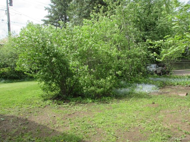 507 Pierce Street, Wakefield, MI 49968