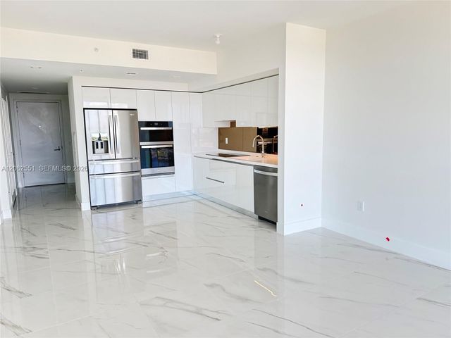 1170 E Hallandale 1106 1106, Hallandale Beach, FL 33009