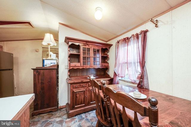 805 THIRD ST EXT, Hamburg, PA 19526