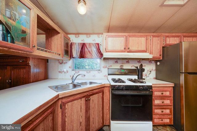 805 THIRD ST EXT, Hamburg, PA 19526