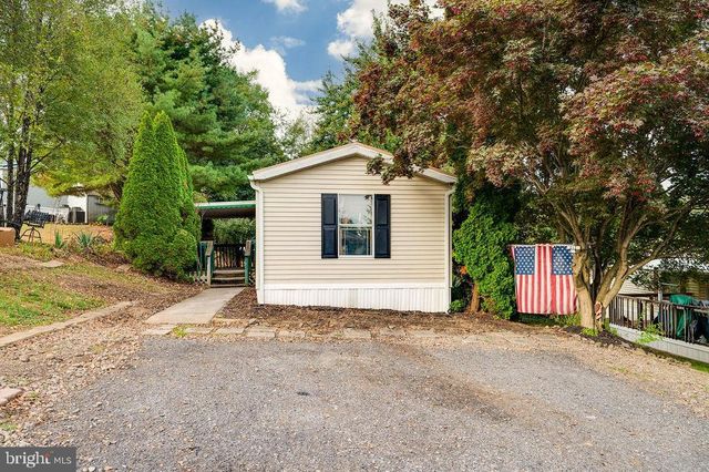 805 THIRD ST EXT, Hamburg, PA 19526