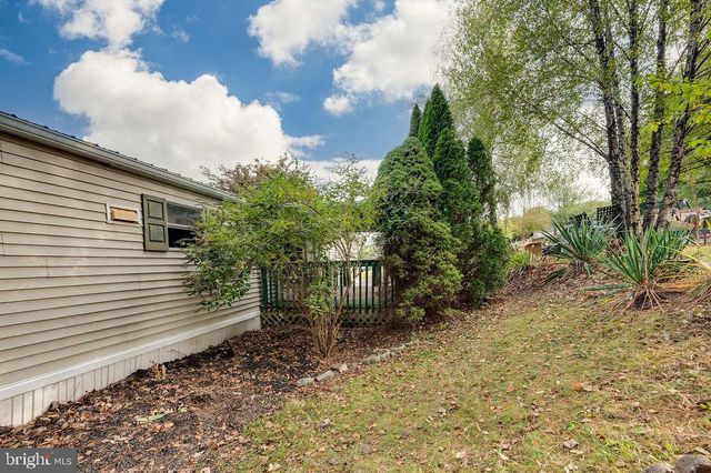 805 THIRD ST EXT, Hamburg, PA 19526