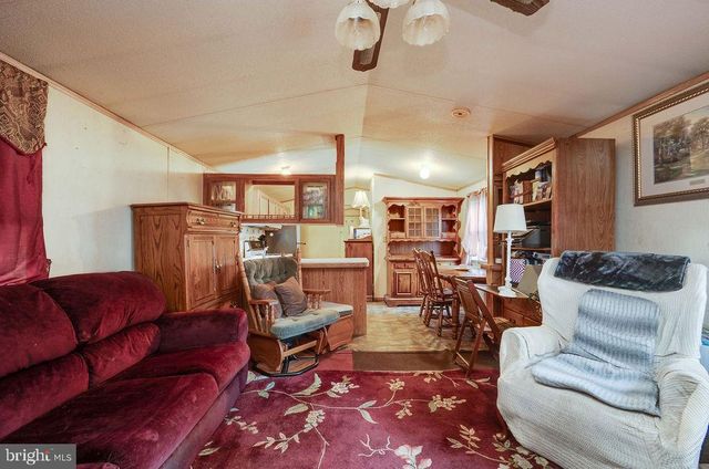 805 THIRD ST EXT, Hamburg, PA 19526