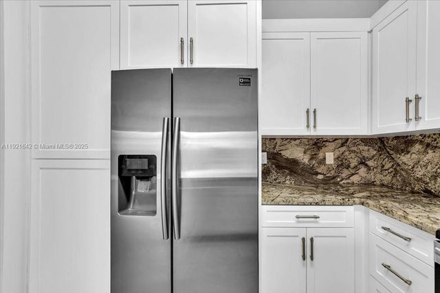 16283 SW 83rd St, Miami, FL 33193