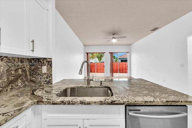 16283 SW 83rd St, Miami, FL 33193