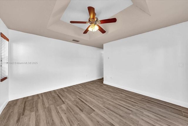 16283 SW 83rd St, Miami, FL 33193