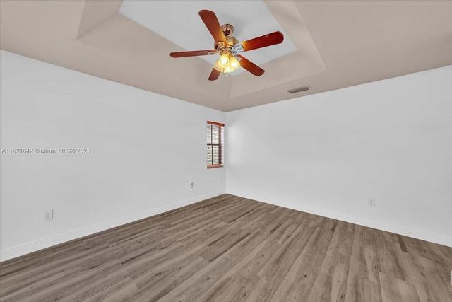 16283 SW 83rd St, Miami, FL 33193