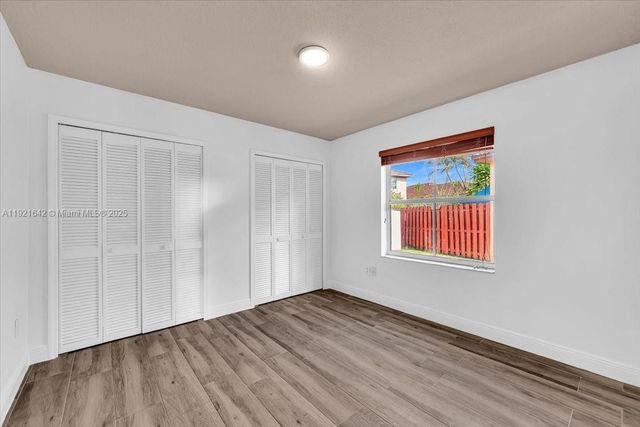 16283 SW 83rd St, Miami, FL 33193