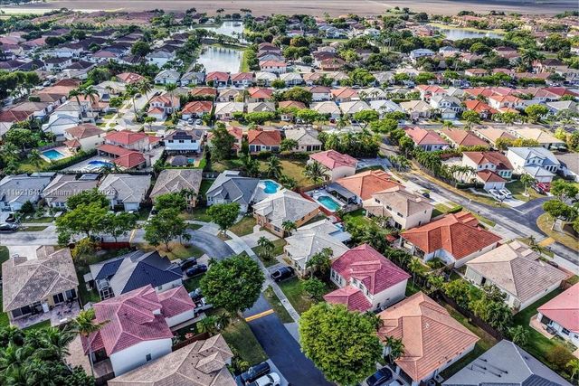 16283 SW 83rd St, Miami, FL 33193