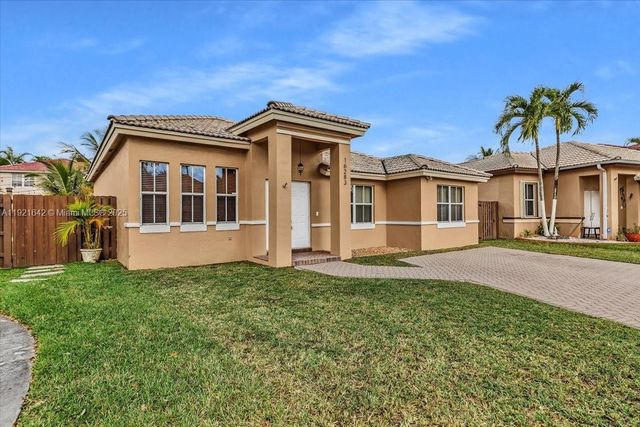 16283 SW 83rd St, Miami, FL 33193