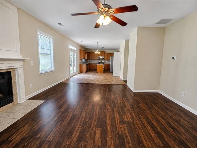 3568 Park Hill Circle, Loganville, GA 30052