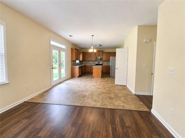 3568 Park Hill Circle, Loganville, GA 30052