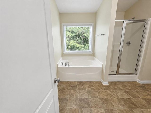 3568 Park Hill Circle, Loganville, GA 30052