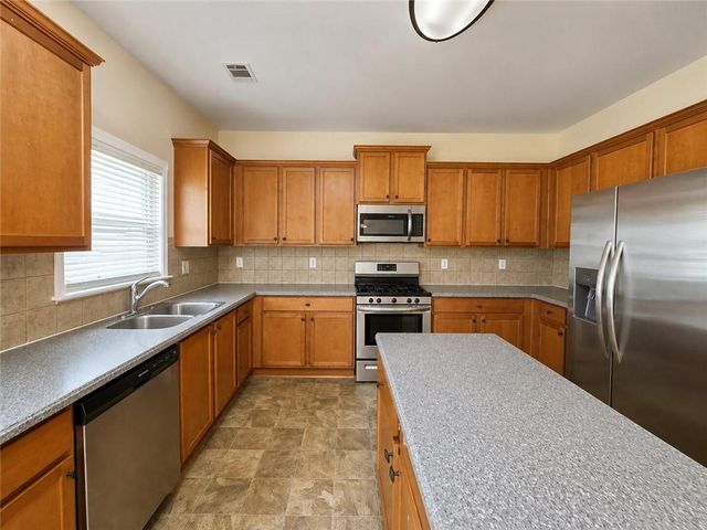 3568 Park Hill Circle, Loganville, GA 30052