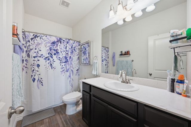 405 Willow Creek Drive, Glenn Heights, TX 75154