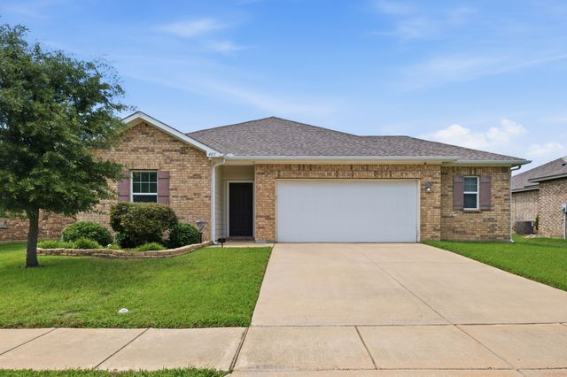 405 Willow Creek Drive, Glenn Heights, TX 75154