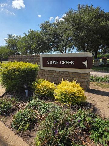 405 Willow Creek Drive, Glenn Heights, TX 75154