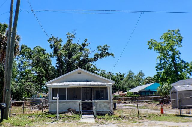 3113 E NORTH BAY STREET, Tampa, FL 33610