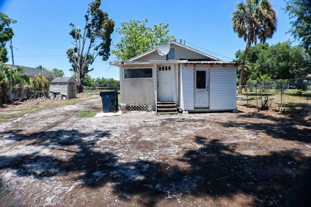 3113 E NORTH BAY STREET, Tampa, FL 33610